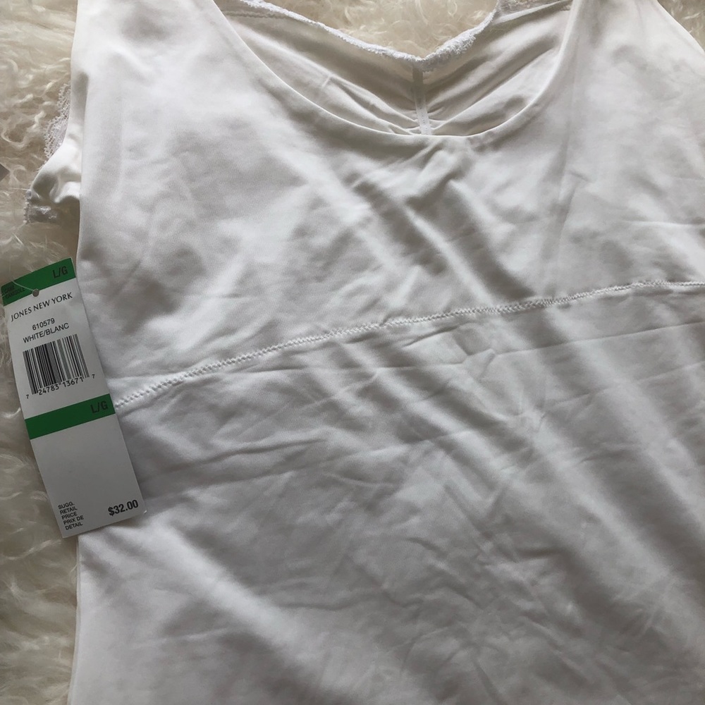 BNWT Jones New York women classic lace embroidered pajama top in size large!! - Picture 4 of 10